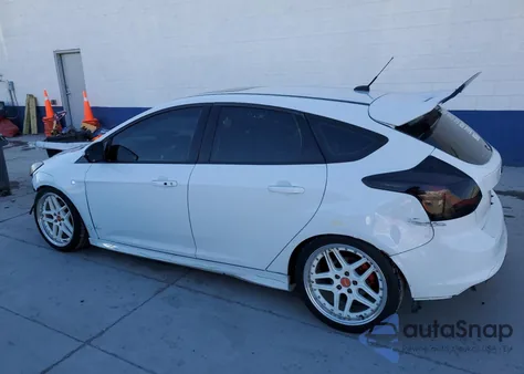 2014 Ford Focus St from USA, damaged, VIN 1FADP3L95EL412502